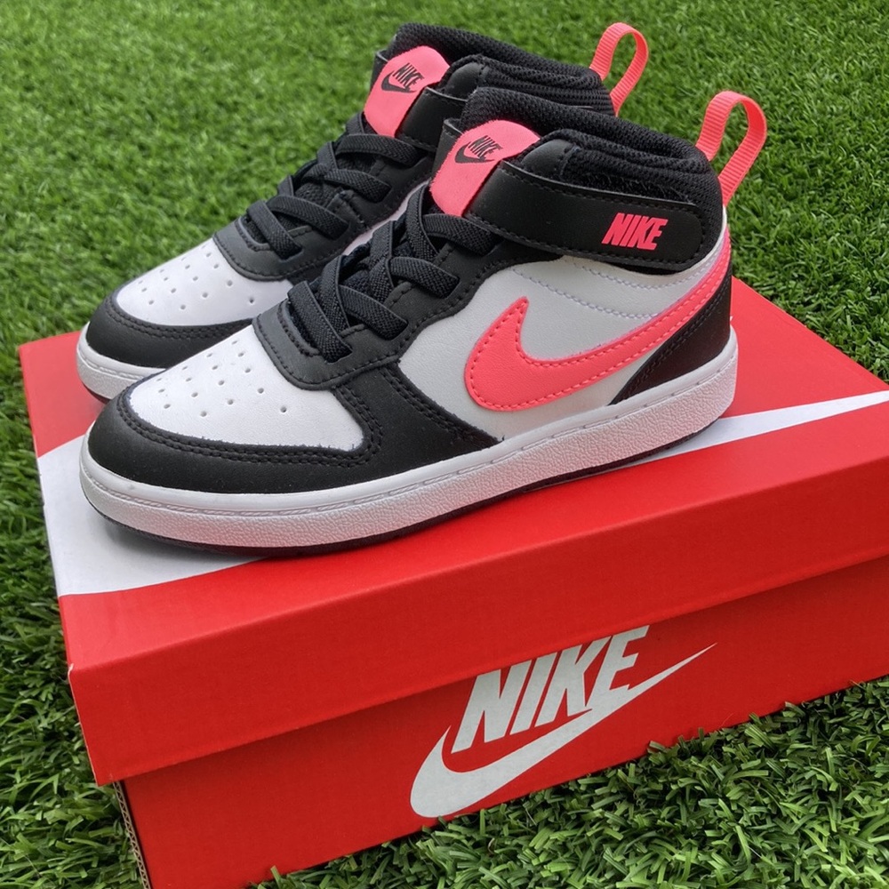NEW Nike Girls Mid-Top Sneakers in White, Black & Hot Pink Sz. 10C